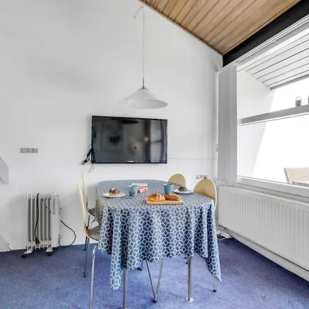 2 Bedroom Awesome In Vaeggerlose *