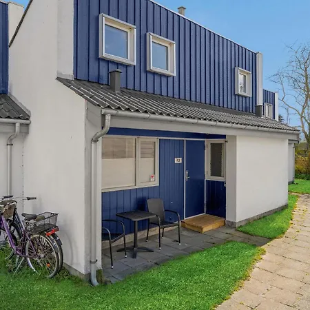 2 Bedroom Awesome In Vaeggerlose Bøtø By